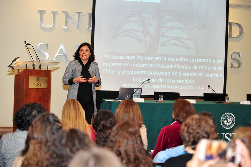 Centro CIELO UST presenta proyecto que investigó la inclusión de mujeres en industria masculinizadas, con foco en la minería en Chile